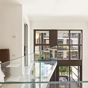 Apartament Elegant Loft With Balcony!, Mediolan