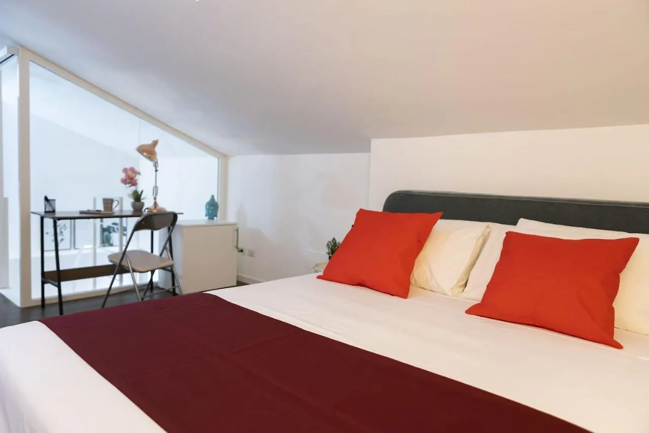 Disciplini Duplex Apartment ميلان